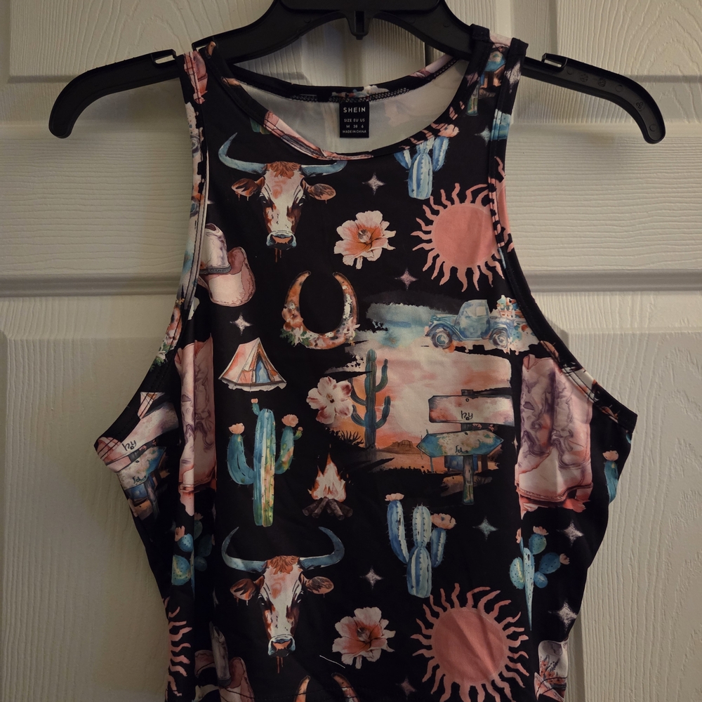 SHEIN Women's Western Print Tank Top - Black and Pink